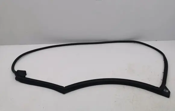 Toyota Corolla E210 E21 Rubber seal rear door window/glass 