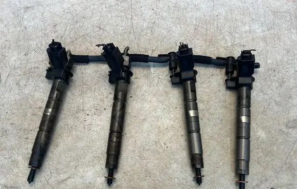 BMW 1 E81 E87 Fuel injectors set 0445116001
