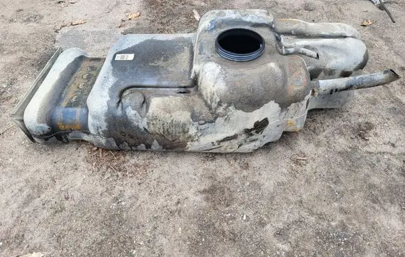 Nissan Navara D40 Fuel tank 
