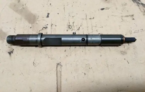 Audi A6 S6 C5 4B Fuel injector 059130201A 0432133825
