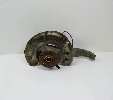 BMW 5 F10 F11 Front wheel hub