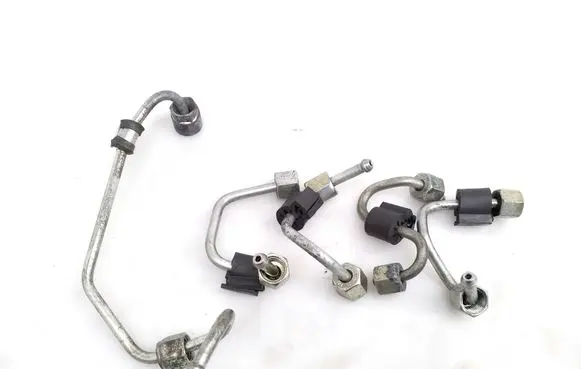 Seat Toledo IV (NH) Fuel injector supply line/pipe 