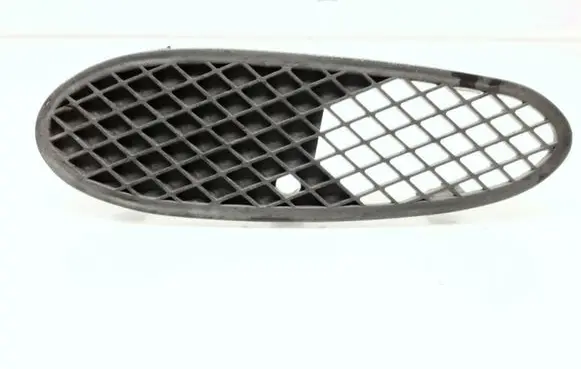 Mercedes-Benz S W220 Front bumper lower grill A2208851123 475450T2