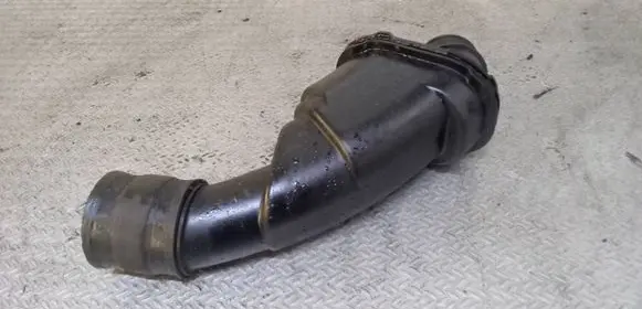 Volvo V70 Intake resonator 30778734