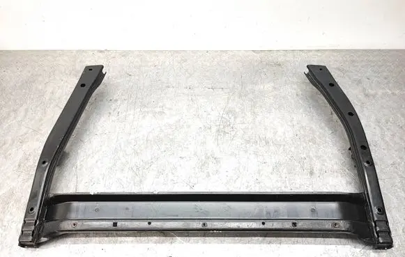 Volvo XC40 Bottom radiator support slam panel 627352