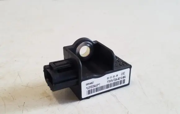 Honda CR-V Airbag deployment crash/impact sensor 77975T2AA010M4