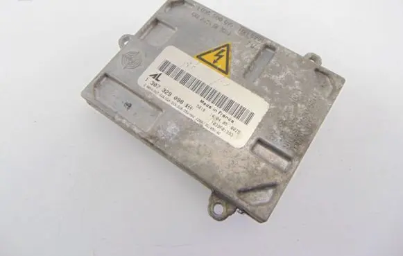 Volvo C30 Headlight ballast module Xenon 