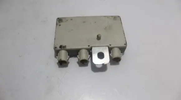 BMW 7 E65 E66 Antenna control unit 8368205