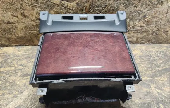 Infiniti Q70 Y51 Cup holder front P10552B34000