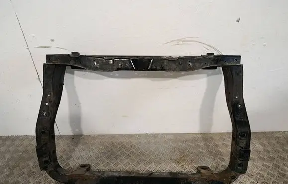 Jeep Grand Cherokee Radiator support slam panel bracket 