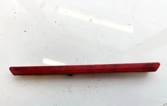 BMW 7 E65 E66 Third/center stoplight E26035