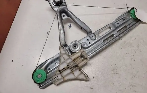Opel Vectra C Rear door manual window regulator 24451524