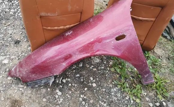 Seat Toledo I (1L) Fender