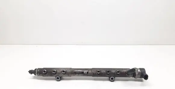 Volvo S80 Fuel main line pipe 0281002712 30777576 30777554