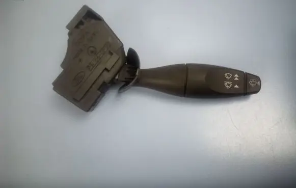 Ford Focus Wiper control stalk 98AC17A553CC