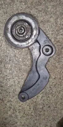 BMW 5 E39 Generator/alternator bracket 11282248561 2248561