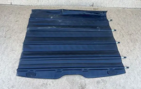 Volkswagen PASSAT B4 Parcel shelf load cover 