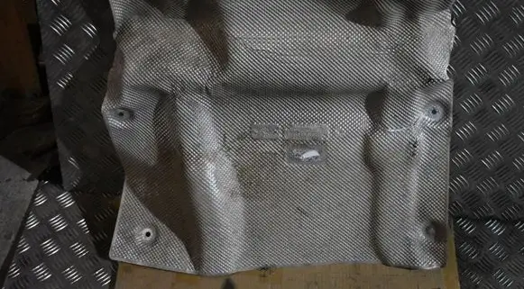 BMW M5 F90 Exhaust heat shield 8082059555525
