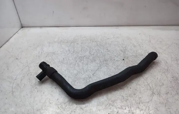 Infiniti Q50 Breather/breather pipe/hose 