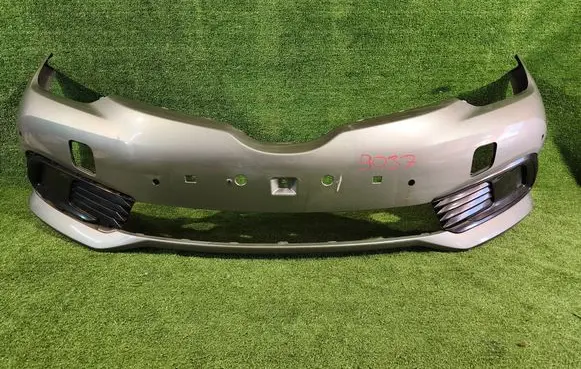Toyota Auris E180 Front bumper 5211902K40