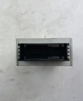 BMW 5 E39 Tire pressure control unit 6751371