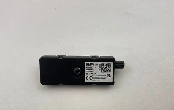 BMW 2 F44 Aerial antenna amplifier 8795937 21889810 96110324