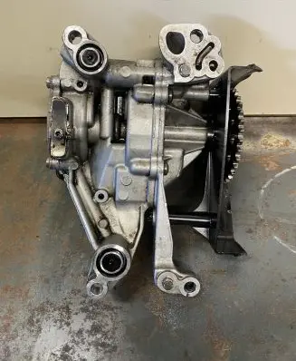 Opel Astra K Oil pump N4M15181