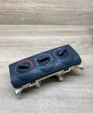 Renault Espace II Climate control unit 69520011 X65CH