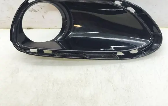 Porsche Cayenne (92A) Front fog light trim/grill 7P5807593