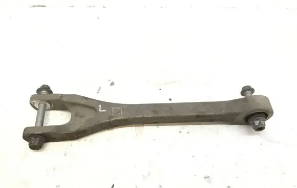 Mercedes-Benz C AMG W205 Rear control arm A2053529900