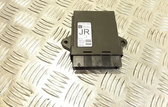 Opel Vectra C Door central lock control unit/module 13193369JR 13193369 5WK46002