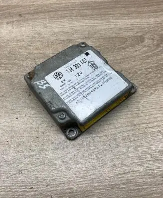 Volkswagen PASSAT B5 Airbag control unit/module 1J0909607 5WK4199
