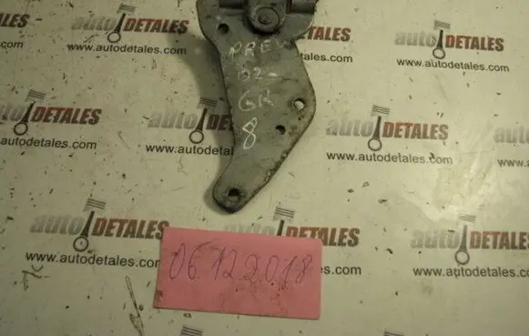 Toyota Previa (XR30, XR40) II Sliding door lower roller guide/hinge 
