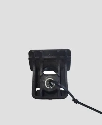 Opel Astra J Radiator mount bracket 13250318