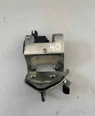 Skoda Octavia Mk2 (1Z) Central locking motor 1Z9827511C