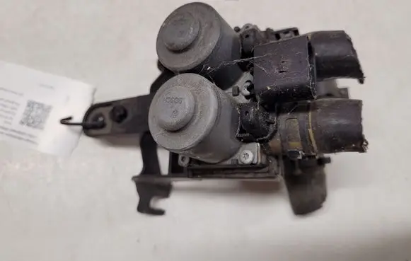 Audi A6 S6 C6 4F Coolant heater control valve 1147412178 4F2959617