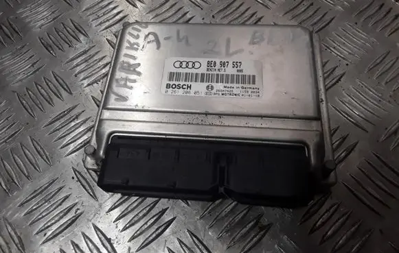 Audi A4 S4 B6 8E 8H Engine control unit/module 8E0907557 0261206051