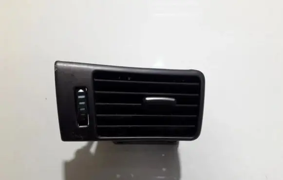 Audi A6 S6 C5 4B Dash center air vent grill 4b2820902