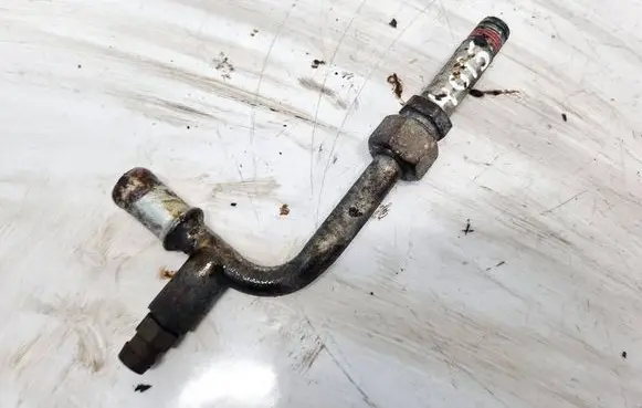 Volvo S40, V40 Turbo turbocharger oiling pipe/hose