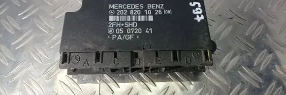 Mercedes-Benz C W202 Comfort/convenience module 2028201026 05072041