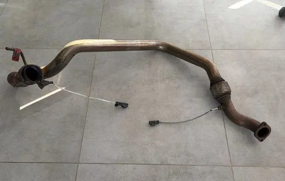 Land Rover Range Rover Sport L320 Exhaust gas pipe LR013738