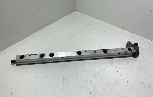 Volvo S80 Fuel main line pipe 30750637