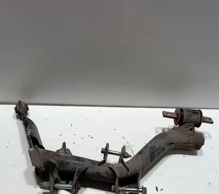 Honda CR-V Rear control arm