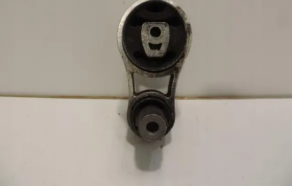 Ford Ecosport Engine mount vacuum valve C1B1-6P092-BB