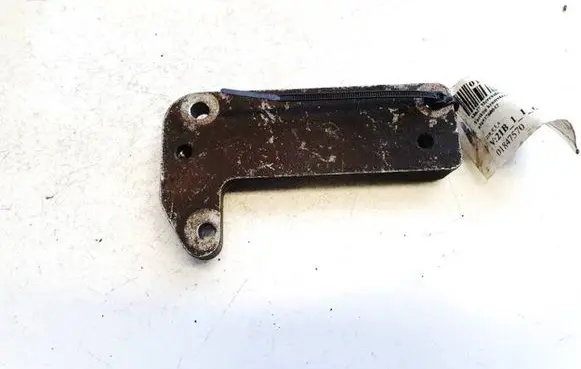 Mercedes-Benz B W245 Engine mounting bracket a1693760042