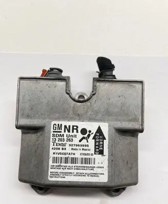 Volkswagen PASSAT B6 Airbag control unit/module 327963935 R1V5C07A7H 13203263