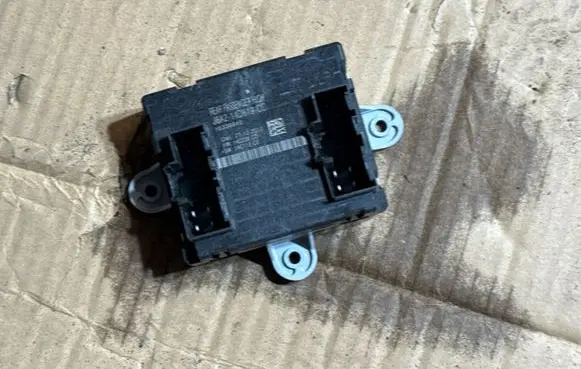 Land Rover Range Rover Velar Door control unit/module J8A214D619CC