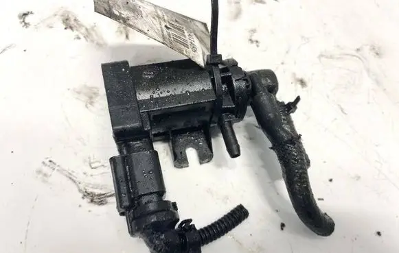 Peugeot 5008 Turbo solenoid valve 9665886280