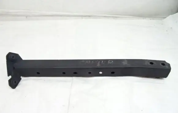 Radiator mount bracket