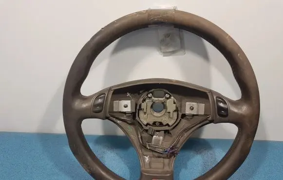 Audi A6 S6 C5 4B Steering wheel 4B0124D